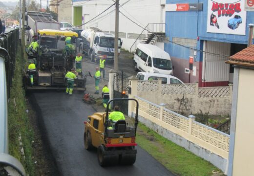 Iniciadas as obras de pavimentación de cinco camiños municipais en Santa María